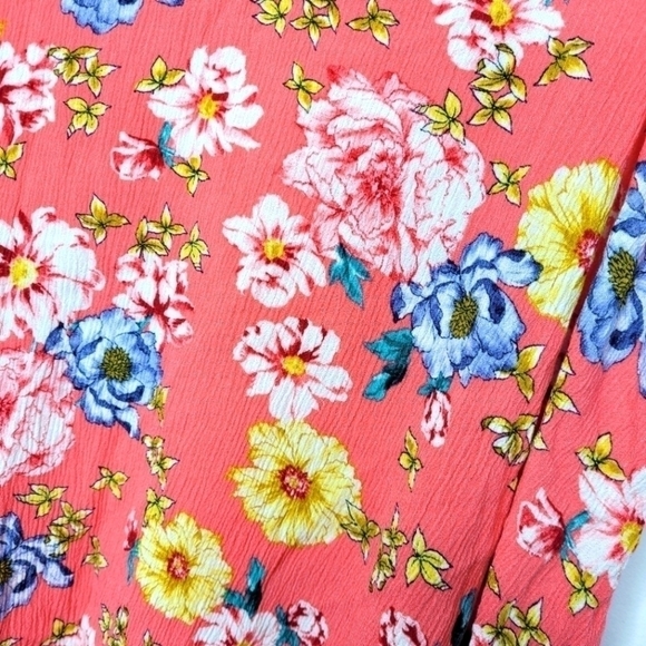 Torrid Floral Tank Top Adjustable Straps - Picture 2 of 9